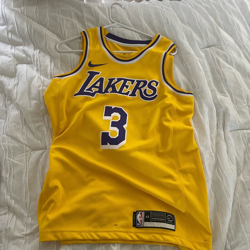 Anthony Davis Lakers jersey